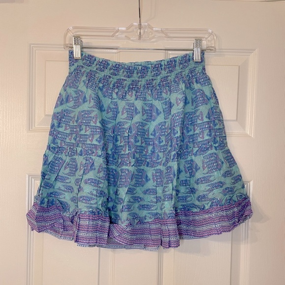 Vineyard Vines tang fish smocked skirt - Picture 2 of 5